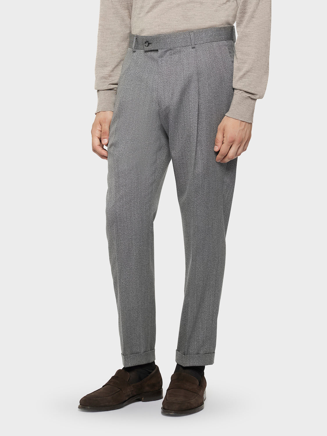 Caruso Menswear Abbigliamento Uomo Pantaloni Pantalone carrot fit in cover di lana grigio look 1