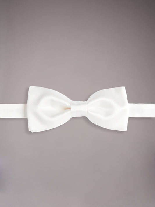 Papillon annodato in seta bianco latte