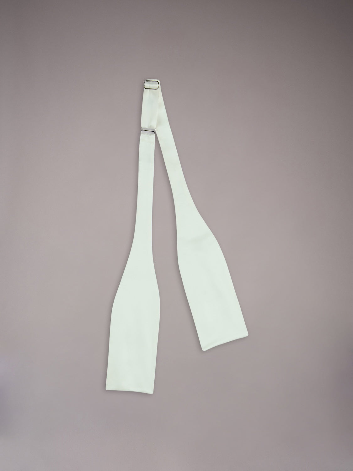 Self-tie bow tie in white silk satin