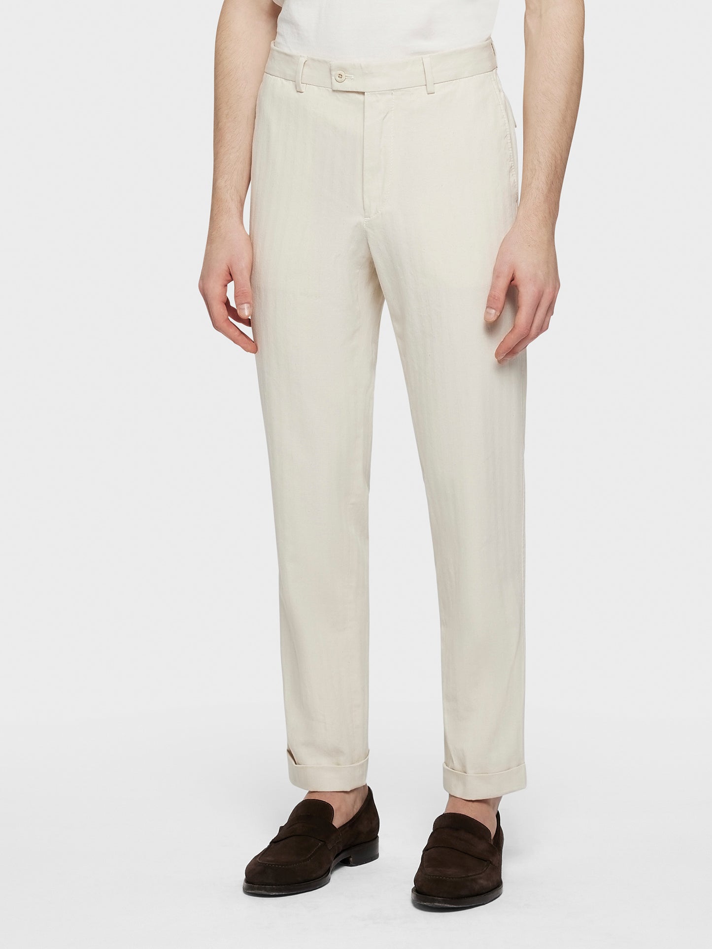 Caruso Menswear Abbigliamento Uomo Pantalone in cotone ecru indossato front