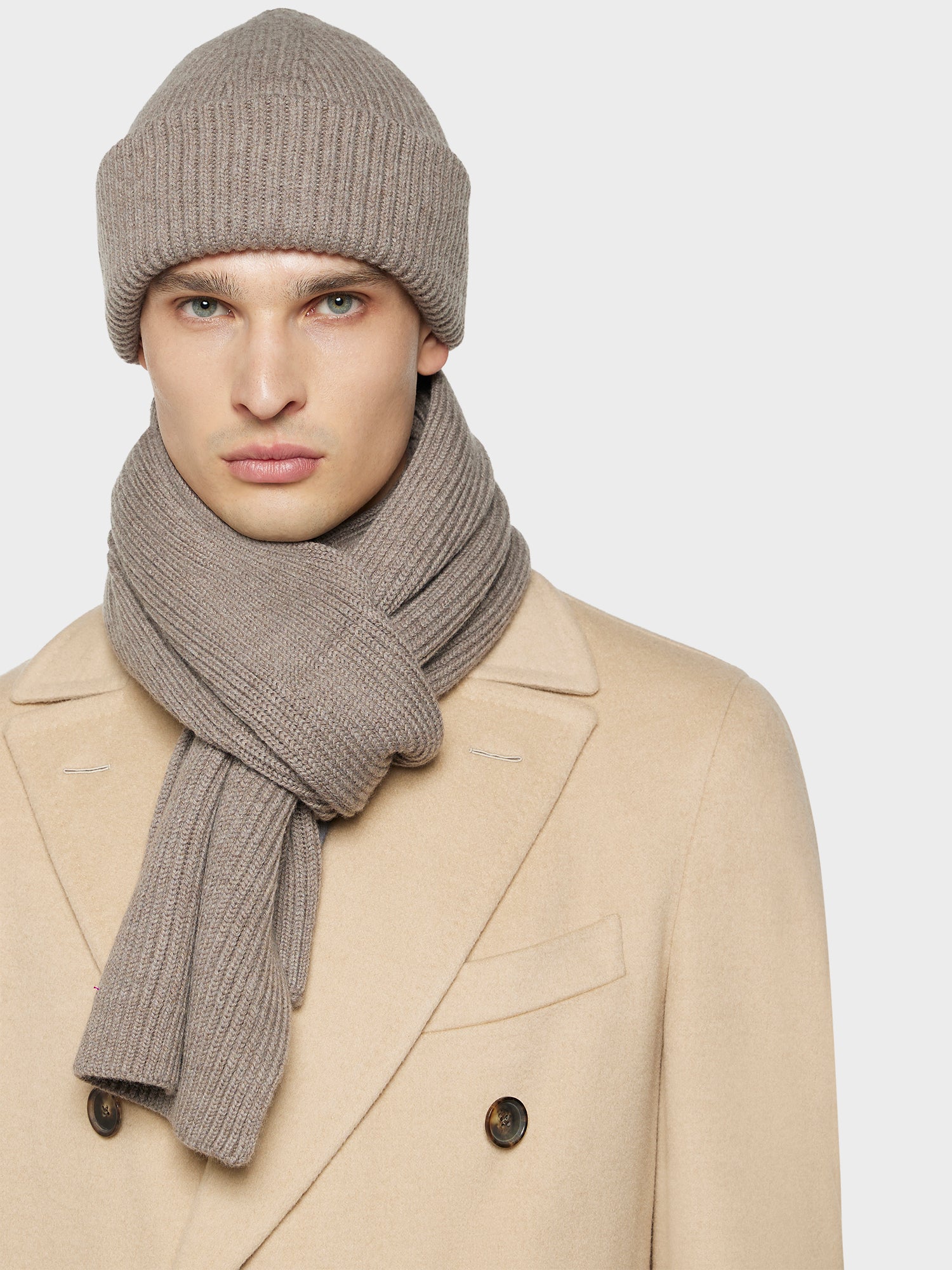 Caruso Menswear Abbigliamento Uomo Accessori Cappellino in lana beige look 1