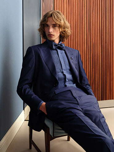 Carmen single-breasted suit in wool and silk blue