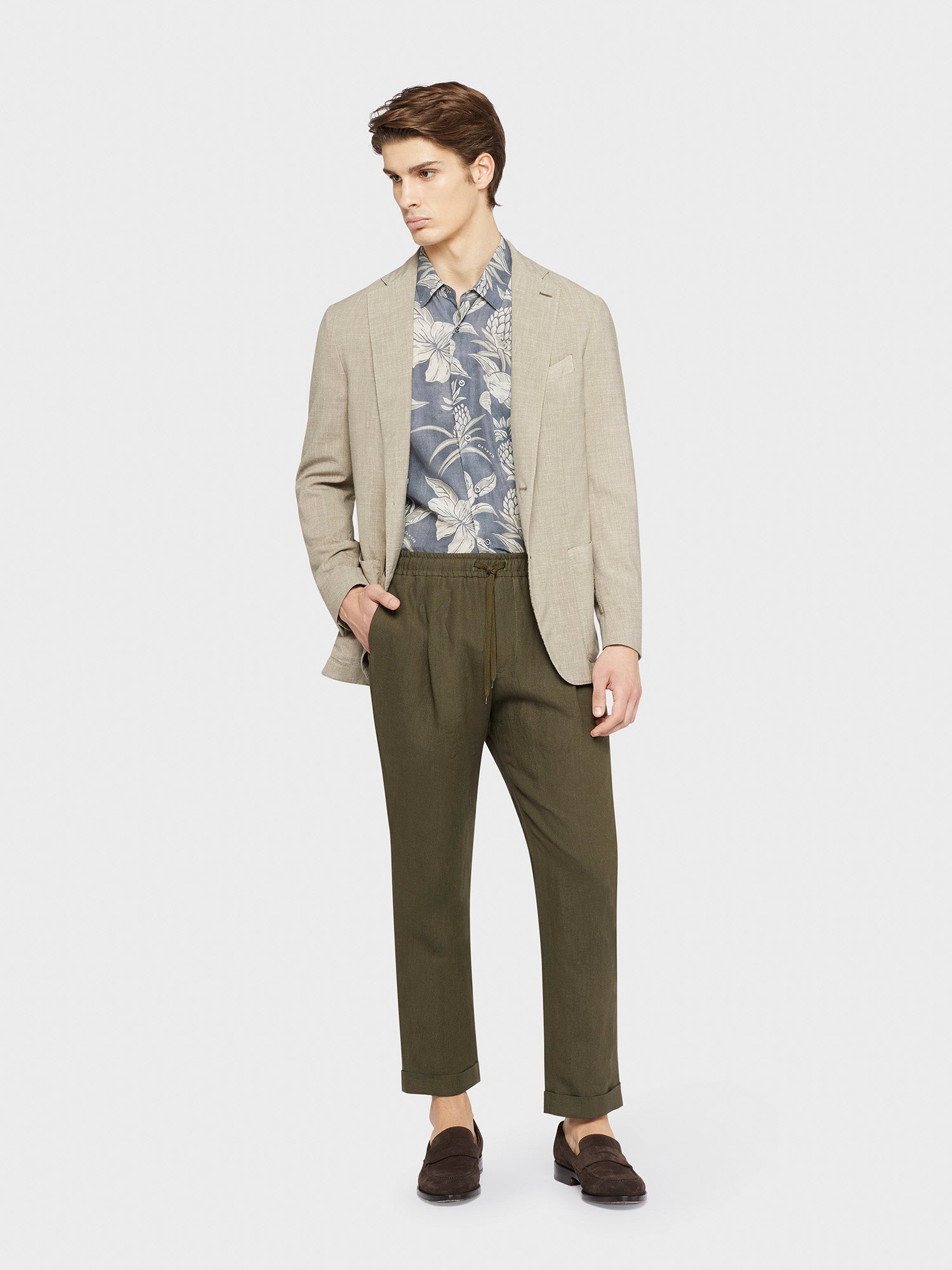 Caruso Menswear Abbigliamento Uomo Pantaloni estivi in lino verde militare total look
